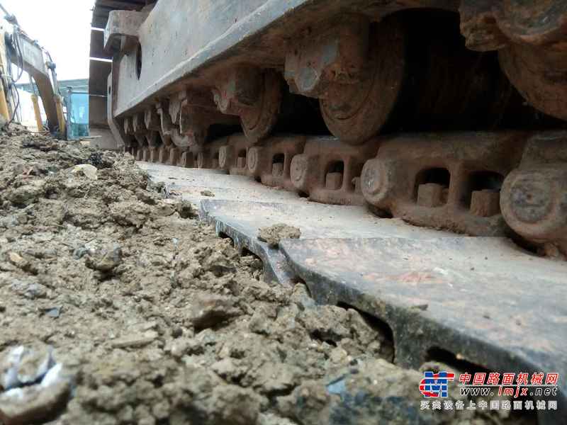 贵州出售转让二手4500小时2012年奇瑞迪凯DE150挖掘机