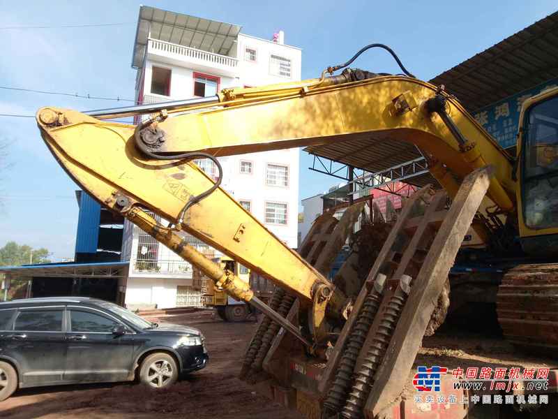 云南出售转让二手5805小时2012年玉柴YC135挖掘机