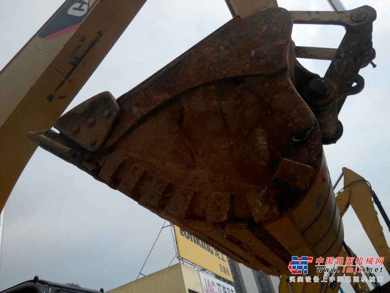 云南出售转让二手3500小时2012年卡特彼勒323D挖掘机