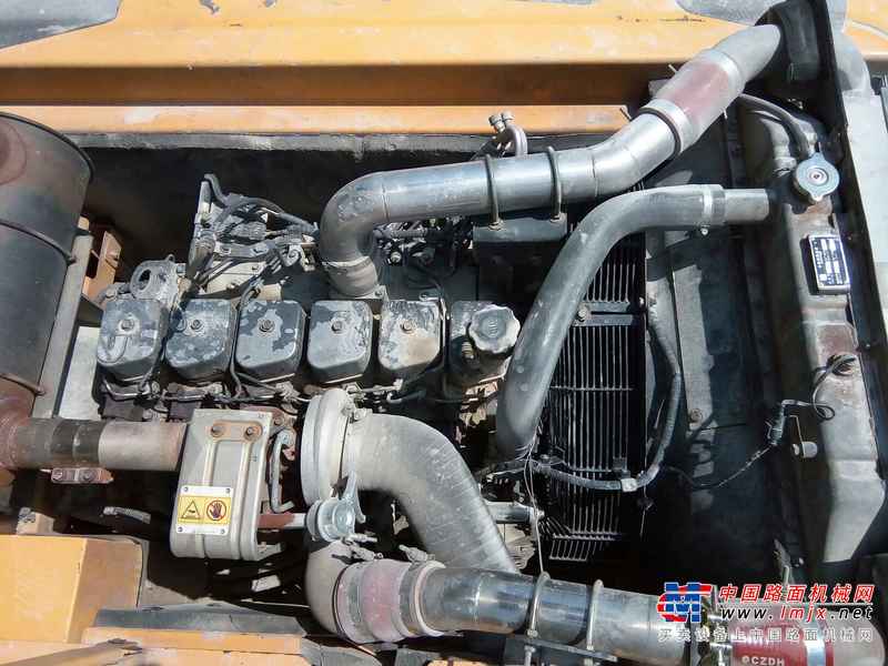 贵州出售转让二手6800小时2011年柳工922D挖掘机
