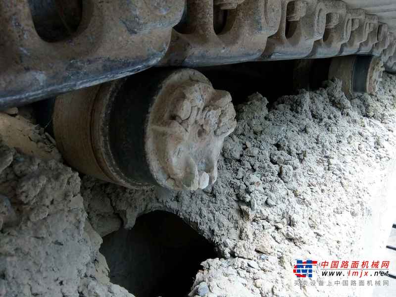 贵州出售转让二手6800小时2011年柳工922D挖掘机