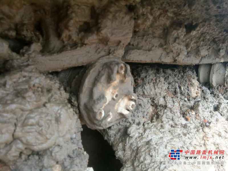 贵州出售转让二手12900小时2006年卡特彼勒320C挖掘机