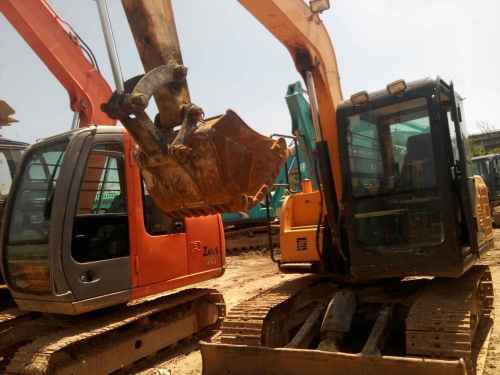 云南出售转让二手1500小时2015年三一重工SY75C挖掘机