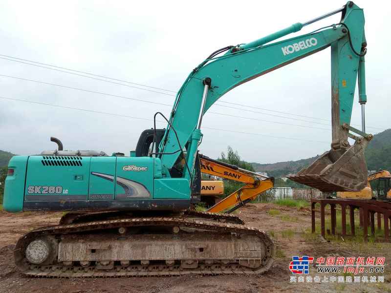 云南出售转让二手4700小时2012年神钢SK260LC挖掘机