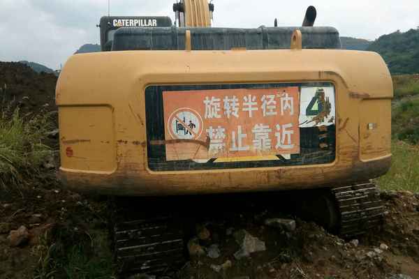 贵州出售转让二手8600小时2010年卡特彼勒324D挖掘机