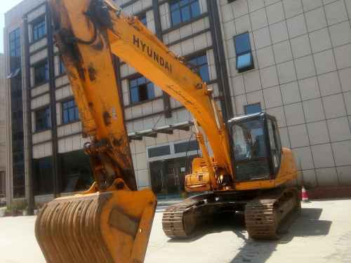 贵州出售转让二手6500小时2011年现代R225LC挖掘机