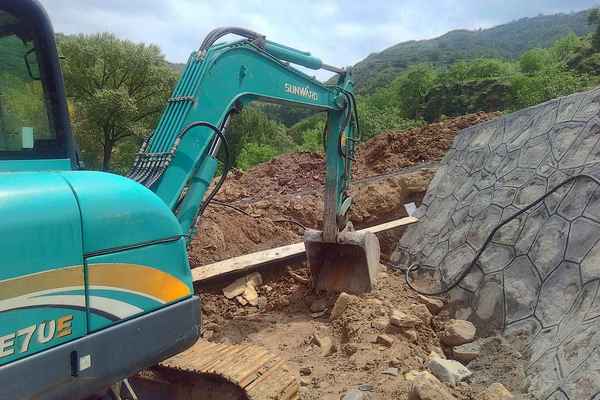 山西出售转让二手3000小时2014年山河智能SWE60E挖掘机