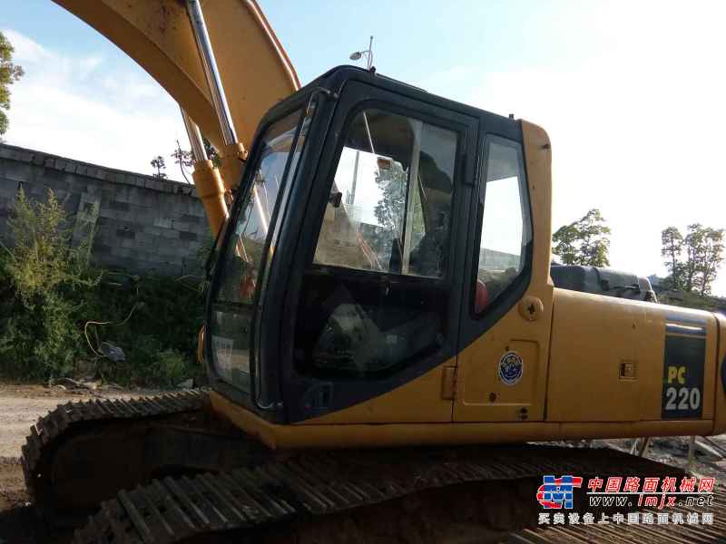 贵州出售转让二手9600小时2009年柳工205C挖掘机