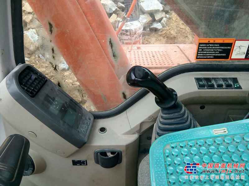 贵州出售转让二手9000小时2011年斗山DH225LC挖掘机
