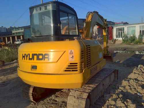 山西出售转让二手4000小时2011年现代R60挖掘机