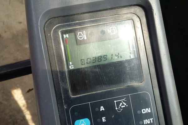 湖北出售转让二手3891小时2011年小松PC110挖掘机