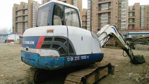 辽宁出售转让二手7200小时2010年中联重科ZE60E挖掘机