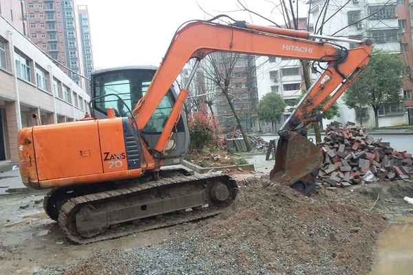 湖北出售转让二手8263小时2010年日立ZX70挖掘机