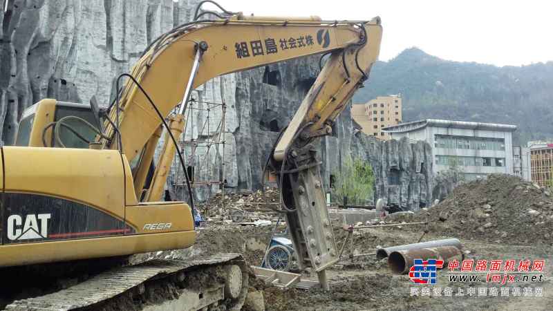 重庆出售转让二手9000小时2008年卡特彼勒320C挖掘机