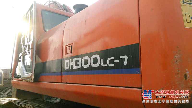 辽宁出售转让二手11000小时2008年斗山DH300LC挖掘机