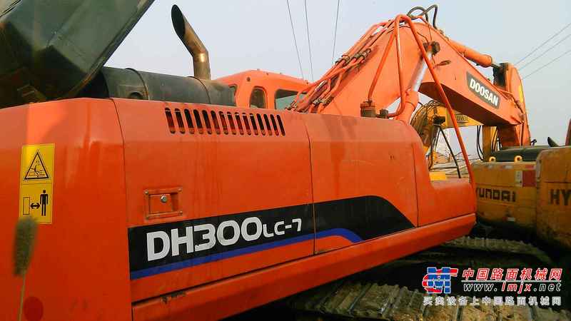 辽宁出售转让二手5240小时2013年斗山DH300LC挖掘机