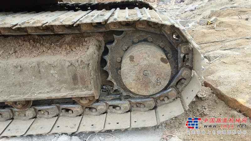 山东出售转让二手4300小时2012年福田雷沃FR65V8挖掘机