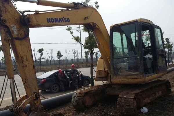 湖北出售转让二手9132小时2008年小松PC60挖掘机