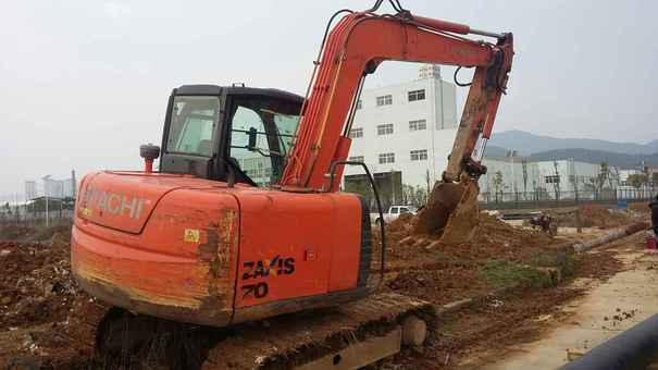 湖北出售转让二手5721小时2013年日立ZX70挖掘机