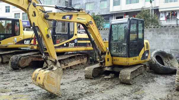 重庆出售转让二手6000小时2012年卡特彼勒306D挖掘机