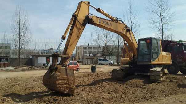 山东出售转让二手11000小时2009年厦工XG822LC挖掘机