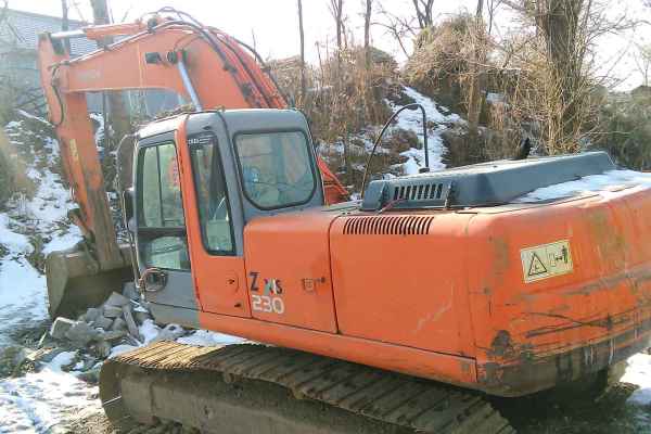 辽宁出售转让二手16000小时2006年日立ZX230挖掘机