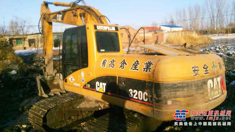 辽宁出售转让二手15000小时2004年卡特彼勒320C挖掘机