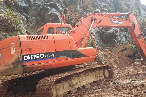 湖北出售转让二手7612小时2010年斗山DH150LC挖掘机