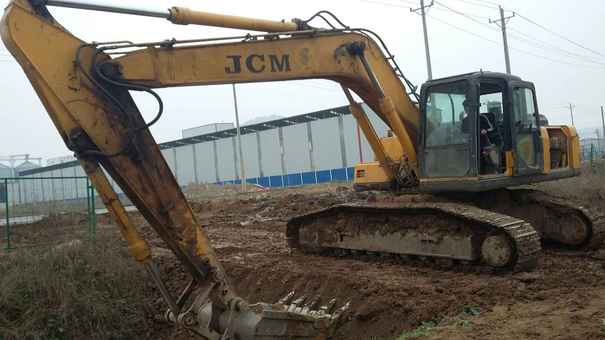 湖北出售转让二手7236小时2012年山重建机JCM924D挖掘机
