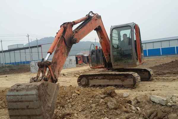 湖北出售转让二手8011小时2011年日立ZX70挖掘机