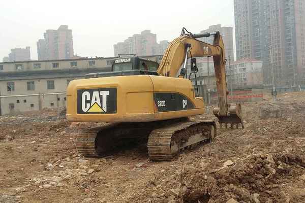 湖北出售转让二手9163小时2010年卡特彼勒320D挖掘机