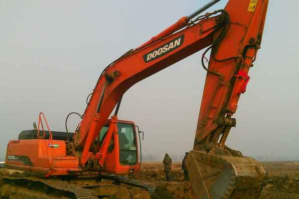 辽宁出售转让二手10538小时2011年斗山DH300LC挖掘机