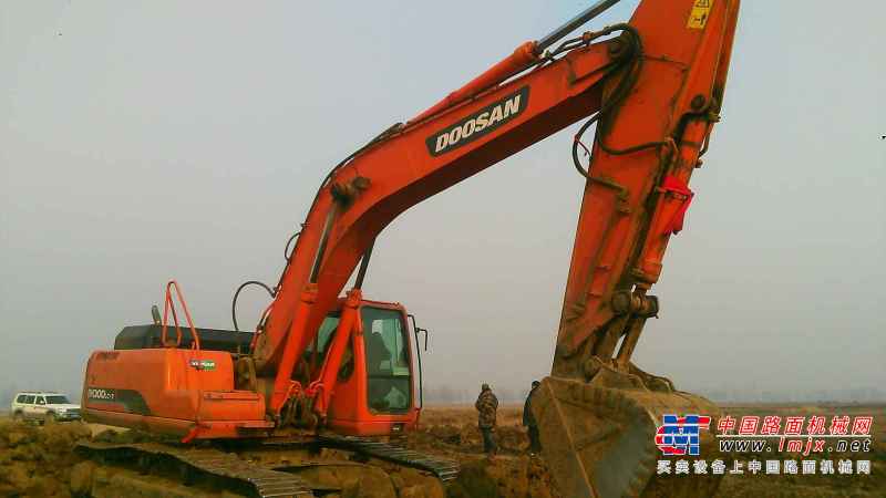 辽宁出售转让二手10538小时2011年斗山DH300LC挖掘机