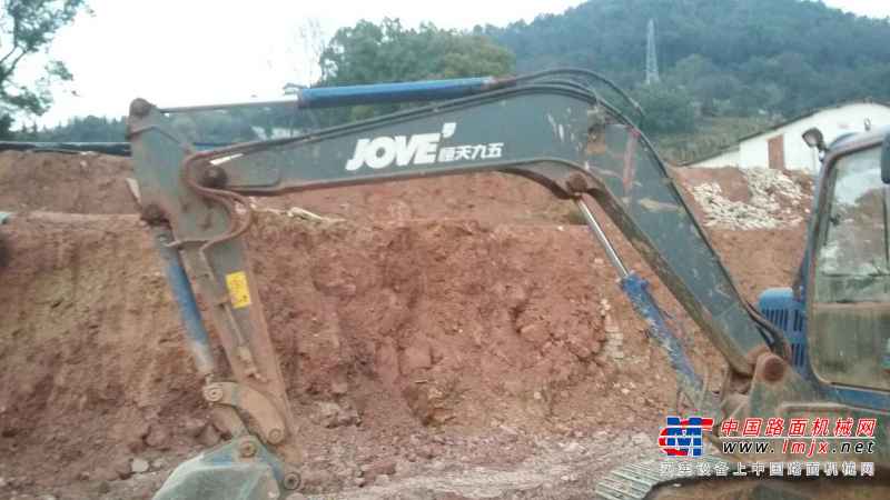 湖北出售转让二手3611小时2014年恒天九五重工JV70挖掘机