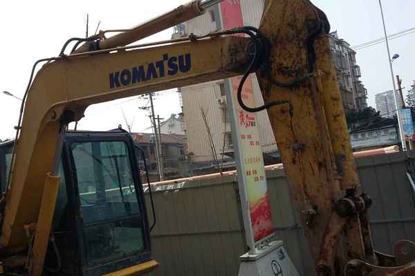 湖北出售转让二手7351小时2012年小松PC70挖掘机