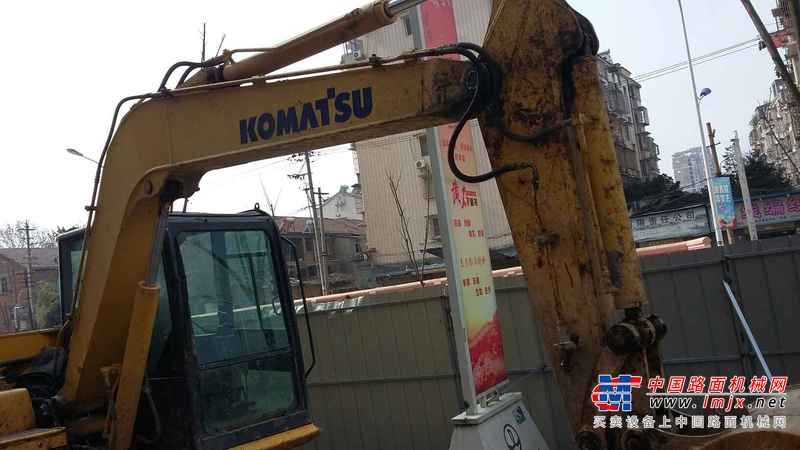 湖北出售转让二手7351小时2012年小松PC70挖掘机