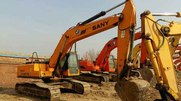 北京出售转让二手6000小时2010年三一重工SY215C挖掘机