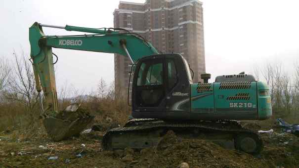 辽宁出售转让二手7450小时2011年神钢SK210LC挖掘机