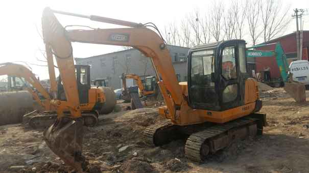 北京出售转让二手6500小时2012年福田雷沃FR65挖掘机