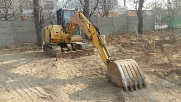 北京出售转让二手6500小时2012年小松PC56挖掘机
