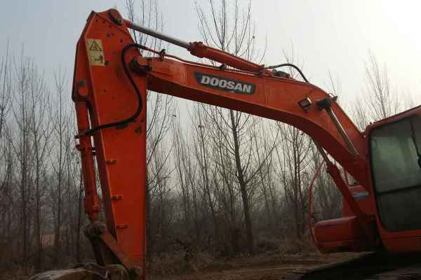 北京出售转让二手5000小时2012年斗山DH150LC挖掘机