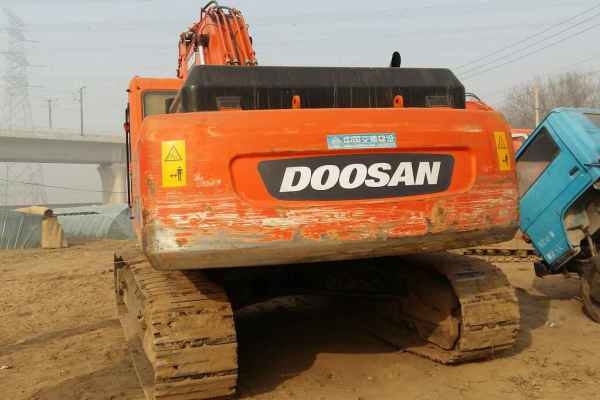 北京出售转让二手7000小时2011年斗山DH300LC挖掘机