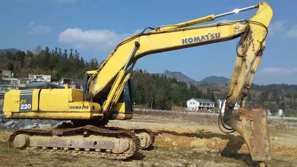 贵州出售转让二手10000小时2008年小松PC220挖掘机
