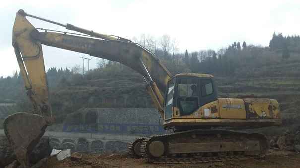 贵州出售转让二手9800小时2009年小松PC360挖掘机