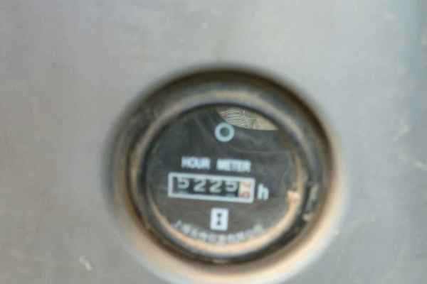云南出售转让二手7855小时2011年神钢SK210挖掘机