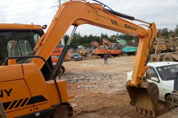 云南出售转让二手1143小时2011年三一重工SY75C挖掘机