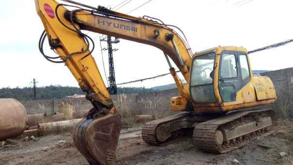 云南出售转让二手11732小时2006年现代ROBEX130W挖掘机