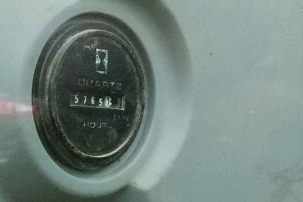 云南出售转让二手5765小时2012年神钢SK350LC挖掘机