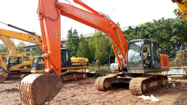 云南出售转让二手8351小时2011年日立EX200挖掘机