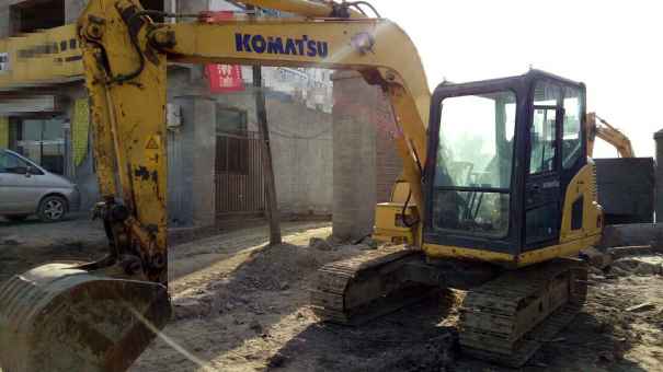 河北出售转让二手8000小时2012年小松PC70挖掘机